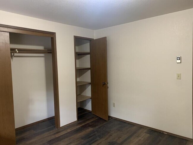Foto del edificio - 325 14th St