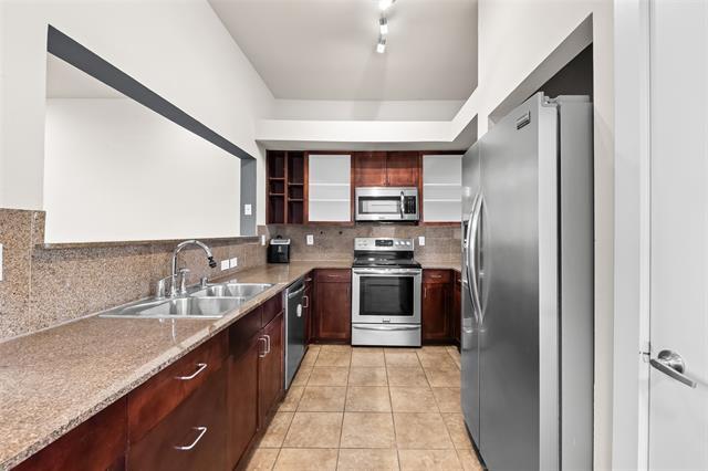 Foto del edificio - 6927 Sumner St