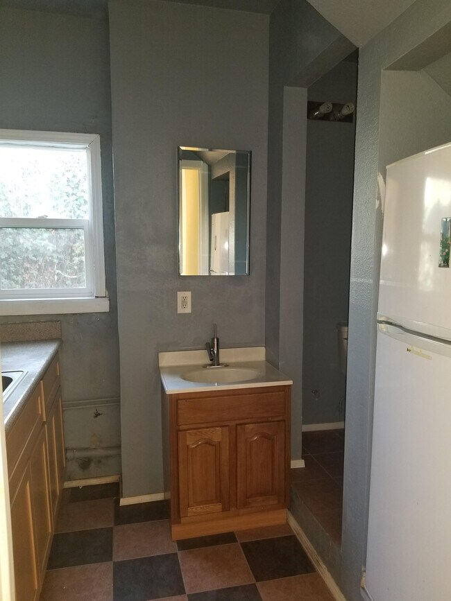 Building Photo - 2331 Sacramento St