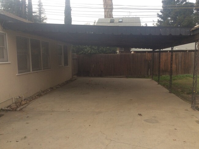 Building Photo - 426 Highland Dr