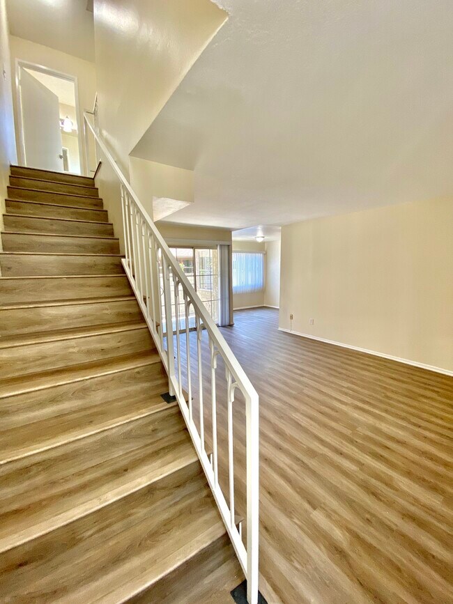 Foto del edificio - 553 W 22nd St
