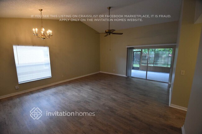 Foto del edificio - 1070 Gwyn Cir