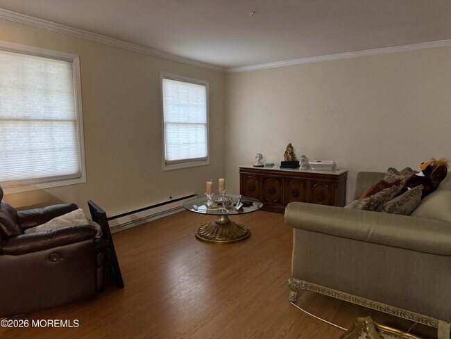 Building Photo - 93 Halls Croft Rd