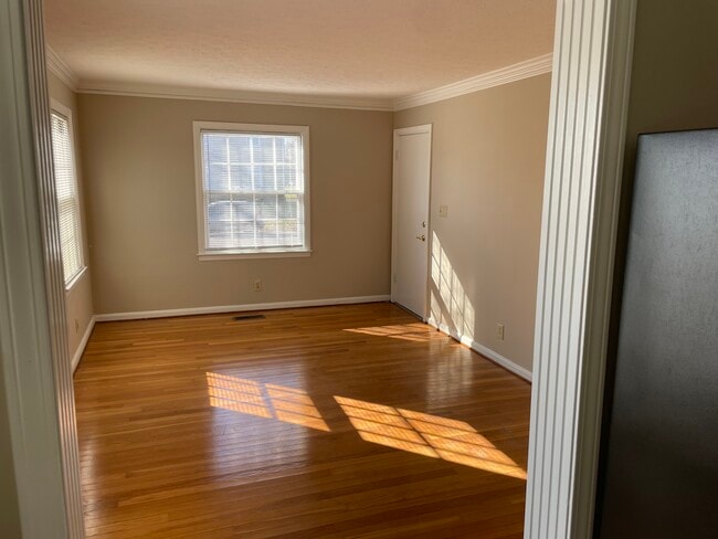 Foto del edificio - 2913 Abigail Dr