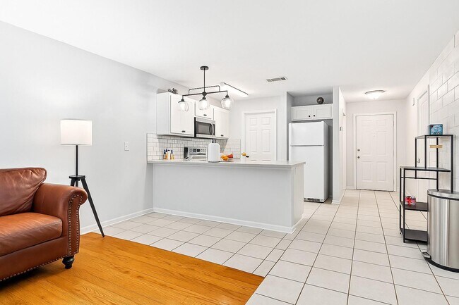 Foto del edificio - 324 N Ross St