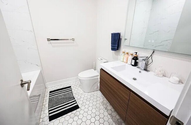 Foto del edificio - 1107 N 41st St