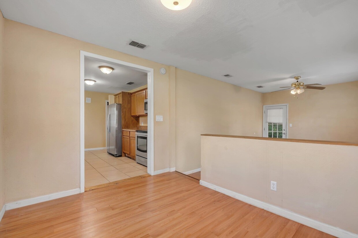 Building Photo - 2115 Jackson Bluff Rd