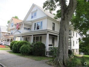 Building Photo - 227 Olivia St