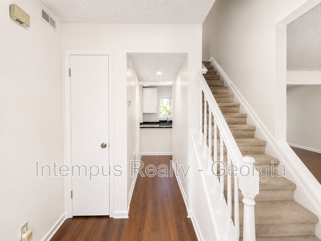 Foto del edificio - 10440 Virginia Pine Ln