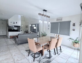 Building Photo - 94-717-717 Lumiaina St