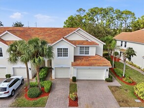 Building Photo - 1059 Albany Ct