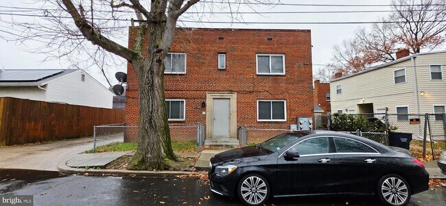 Foto del edificio - 3207 11th Pl SE