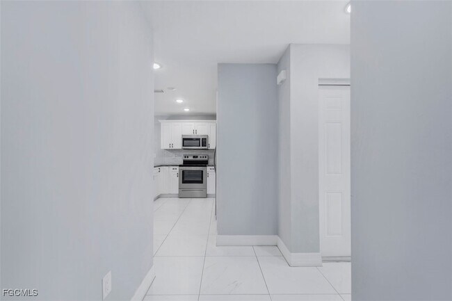 Foto del edificio - 129 Meadow Rd