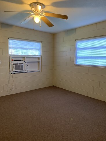 Foto del edificio - 1007 N Alabama Ave