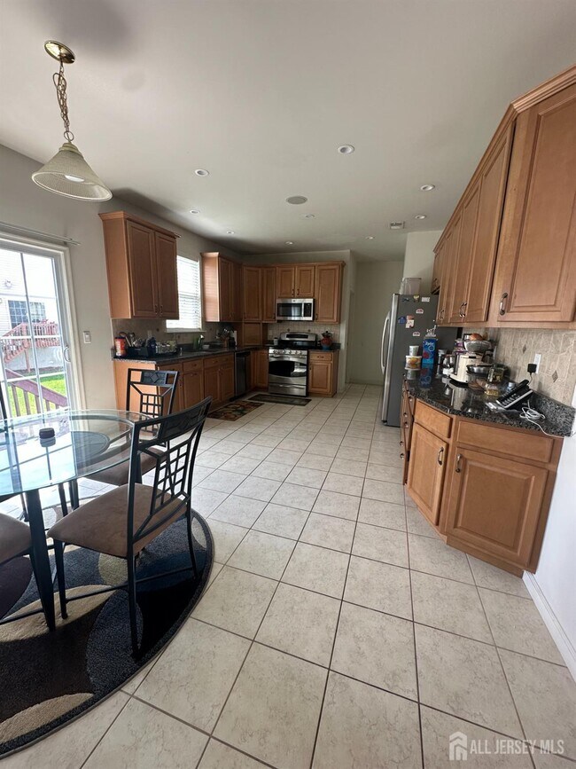 Foto del edificio - 25 Eddington Ln