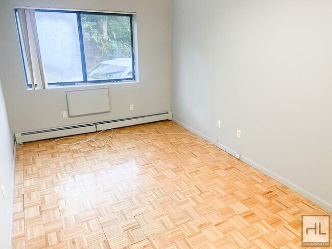 Foto del edificio - ELIOT AVENUE