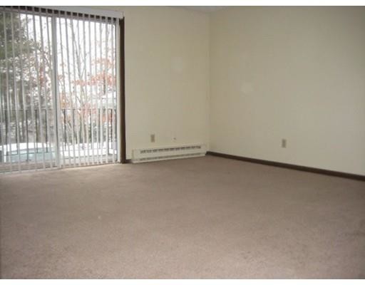 Primary Photo - 8 Perry St