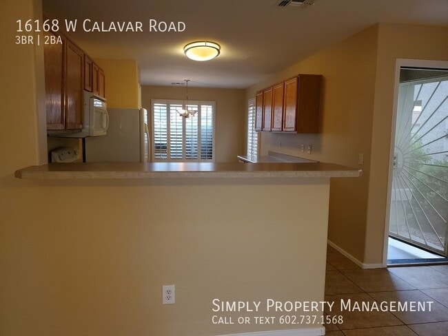 Foto del edificio - 3 Bedroom 2 bathroom house in Legacy Parc!