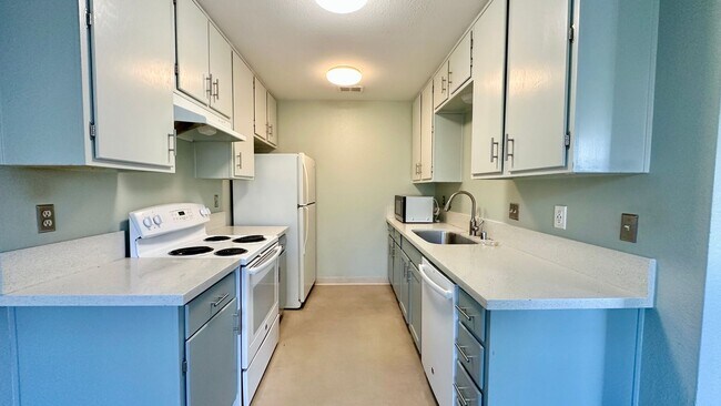 Foto del edificio - Incredibly Peaceful Apartment in an Urban Oasis in Emeryville!