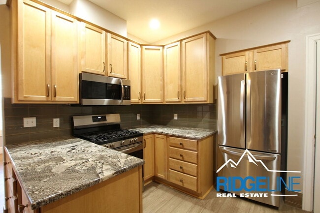 Building Photo - 424 5th St N