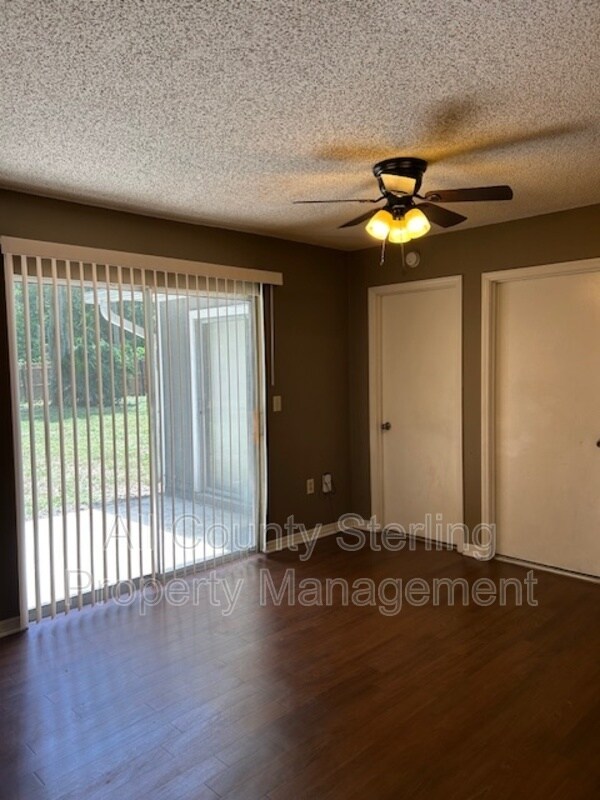 Foto del edificio - 424 Hickory Rd