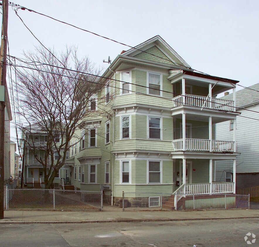 Primary Photo - 247-251 Fountain St