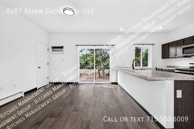Foto del edificio - 8687 Aspen Ln