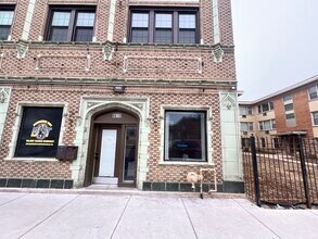 Building Photo - 8617 S Ashland Ave