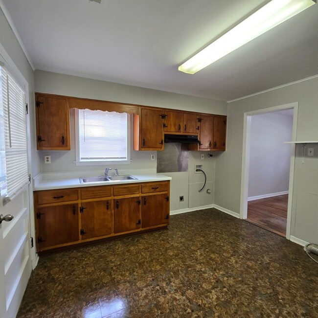 Building Photo - 3/1 in Horn Lake, MS! Half off Full Month'...