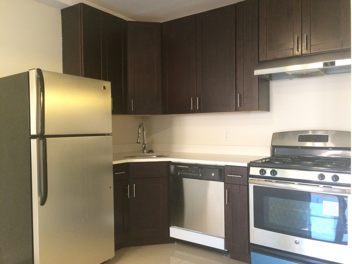 417 Gates Ave, Brooklyn, NY 11216 Apartments in Brooklyn, NY