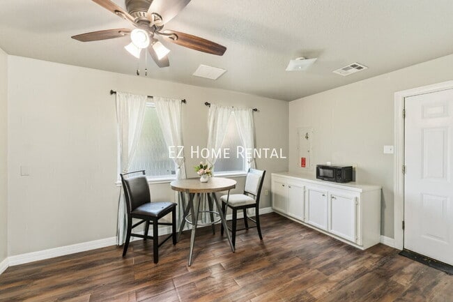 Foto del edificio - 24527 Appian Ridge