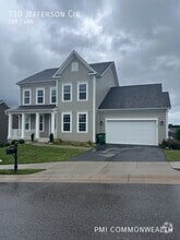 Building Photo - 710 Jefferson Cir NW
