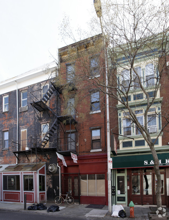 Primary Photo - LUXURY NEWLY REMODELED 2 BEDROOM APARTMENTS