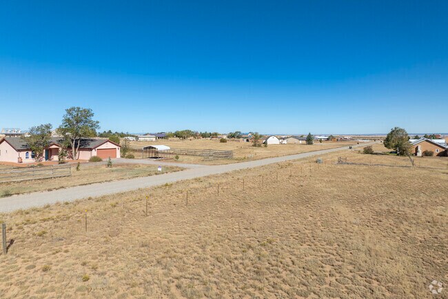 Homes in Edgewood are often on large lots.