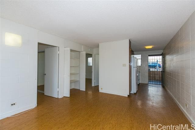Building Photo - 1650 Liholiho St