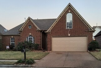 Building Photo - 4616 Tulip Bend Dr