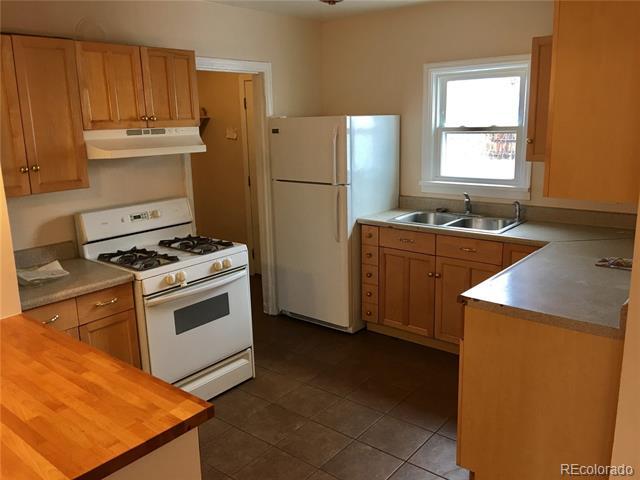 Building Photo - 908 Hazel Ct