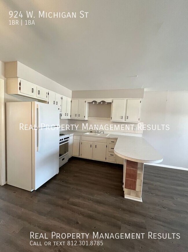 Foto del edificio - 1 Bedroom, 1 Bath Apartment Close to Downtown