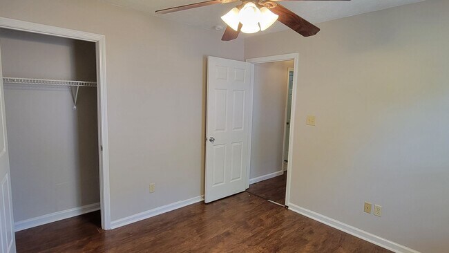 Building Photo - Thelma Barker School