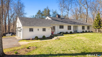 Building Photo - 24 Timber Ln
