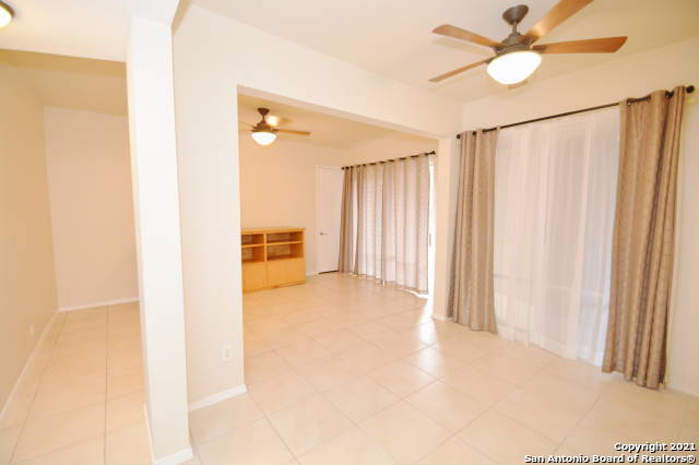 Foto del edificio - 7709 Broadway