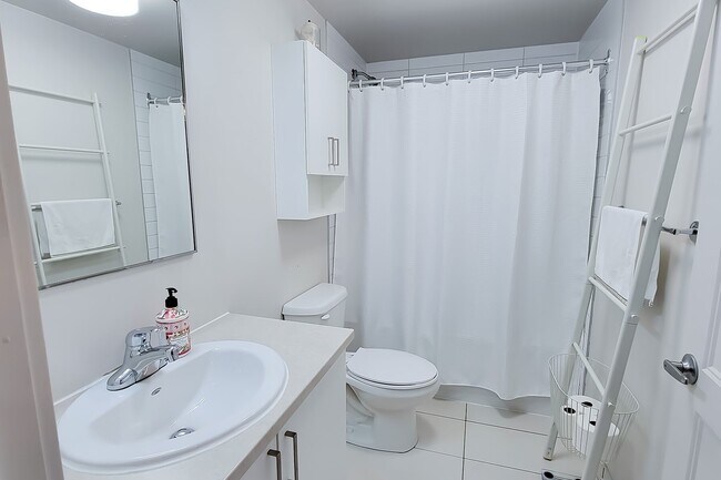 Photo du bâtiment - 2085 Av Av Papineau,