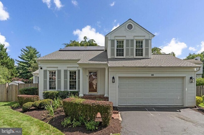 Foto del edificio - 19 Saddleview Ct