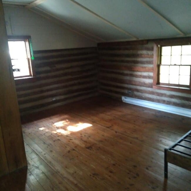 Photo - 394 Rock Hill Dr House