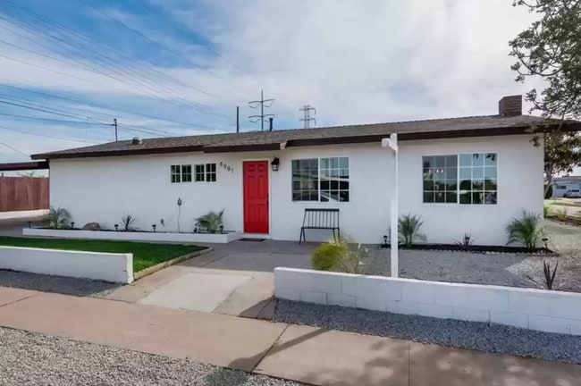 Foto del edificio - 5 Bedroom Updated Clairemont Home (Perfect...