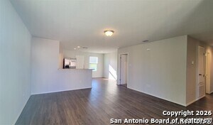 Foto del edificio - 7136 Quarter Moon