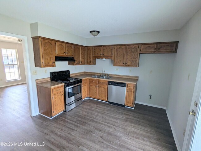 Foto del edificio - 3426 Laurelwood Dr