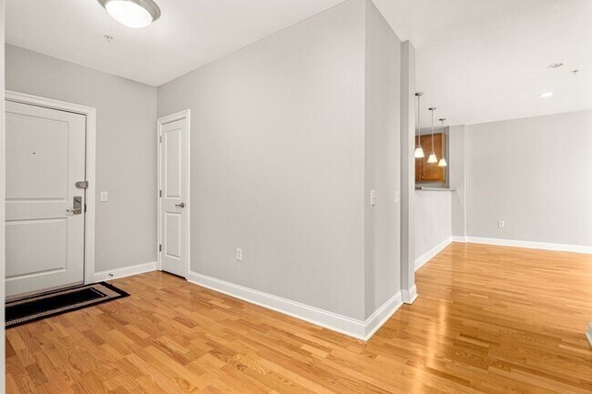 Building Photo - 4 Harvest Dr