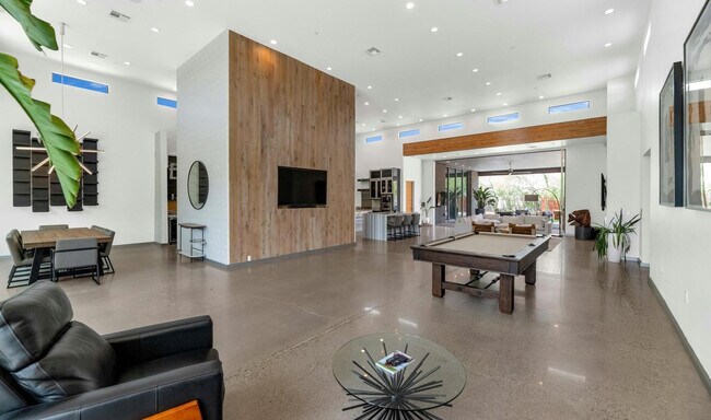 Foto del edificio - 4912 N 45th St