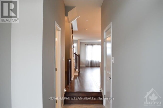 Building Photo - 493 Cope Dr